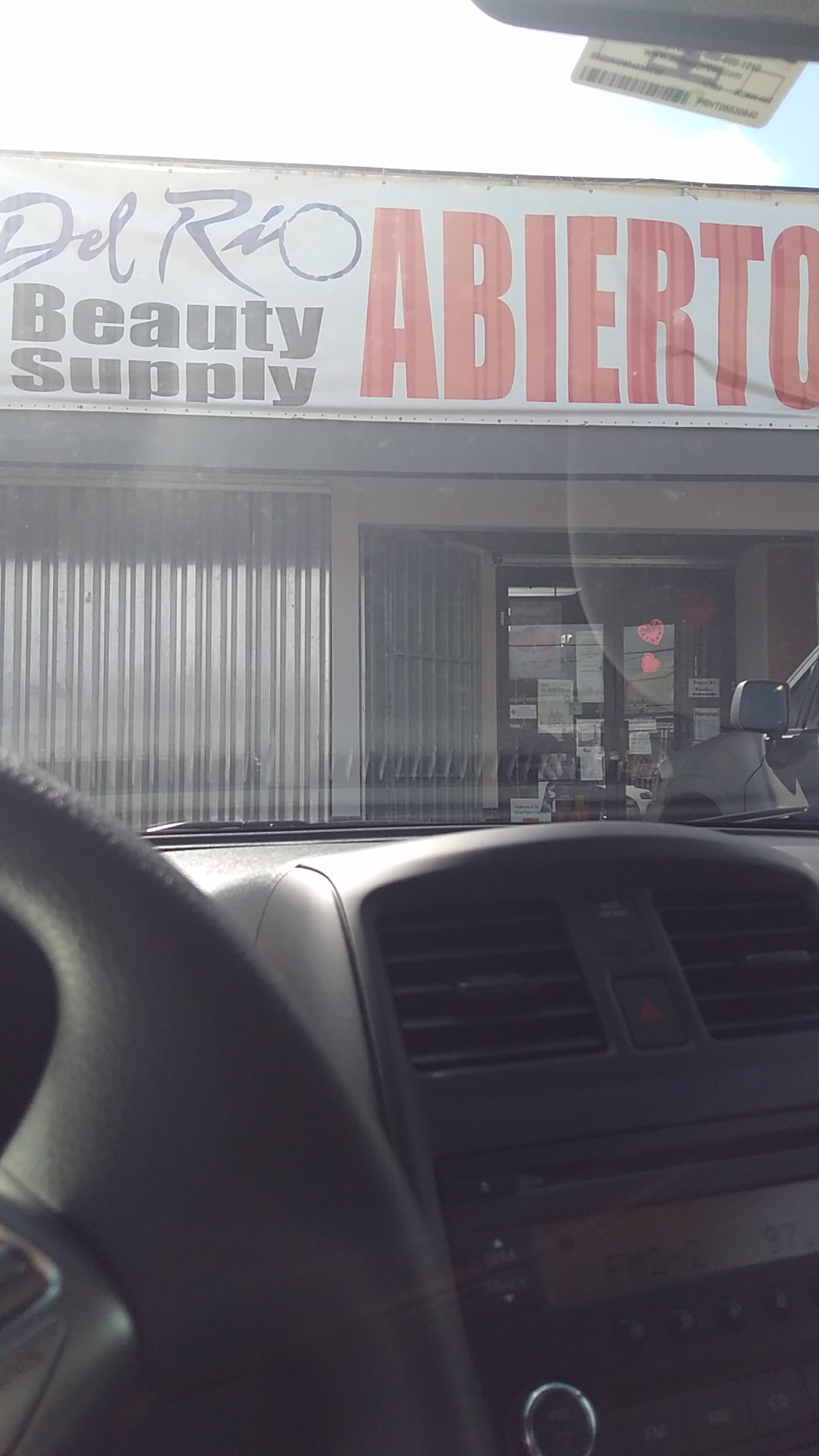 Del Rio Beauty Supply