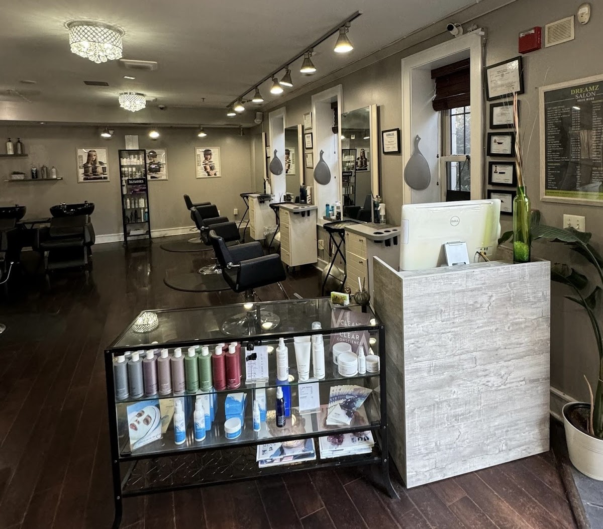 Dreamz Beauty Salon