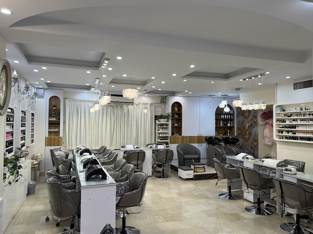 Banooye Irani Beauty Salon