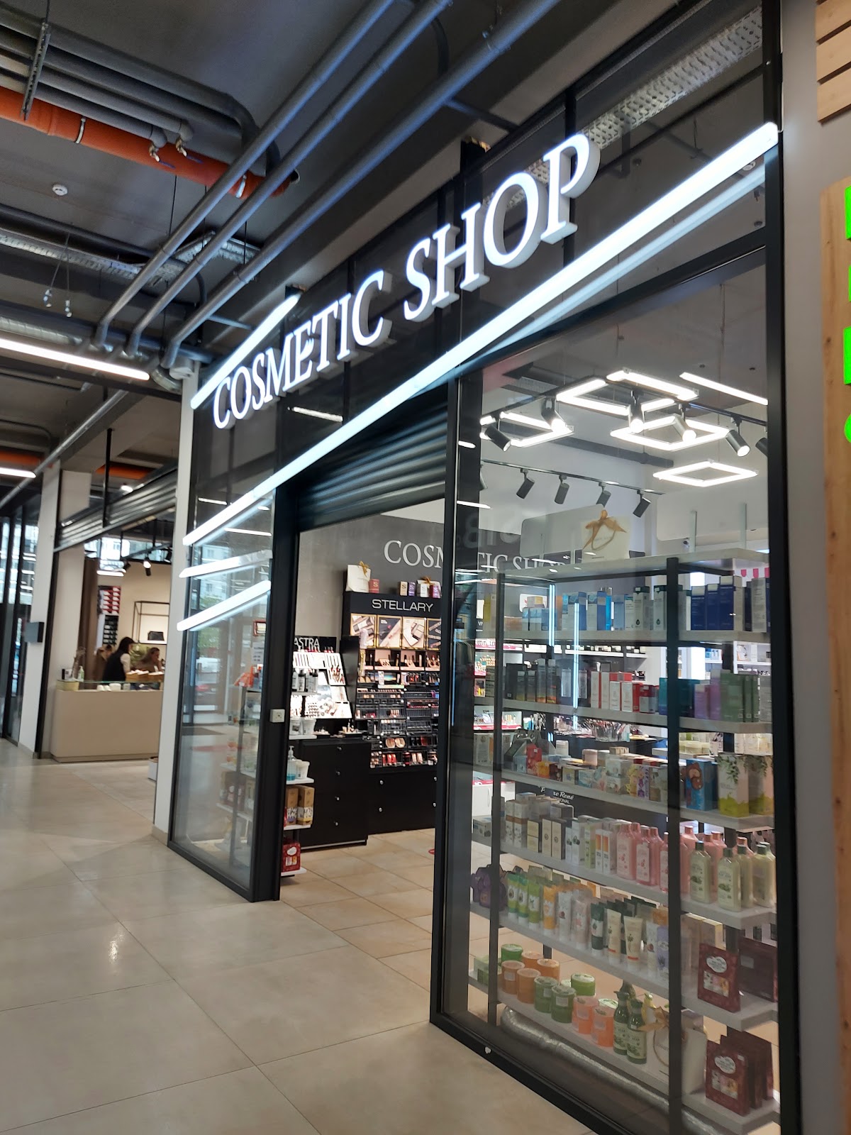 Cosmetic Shop Unic etaj 0