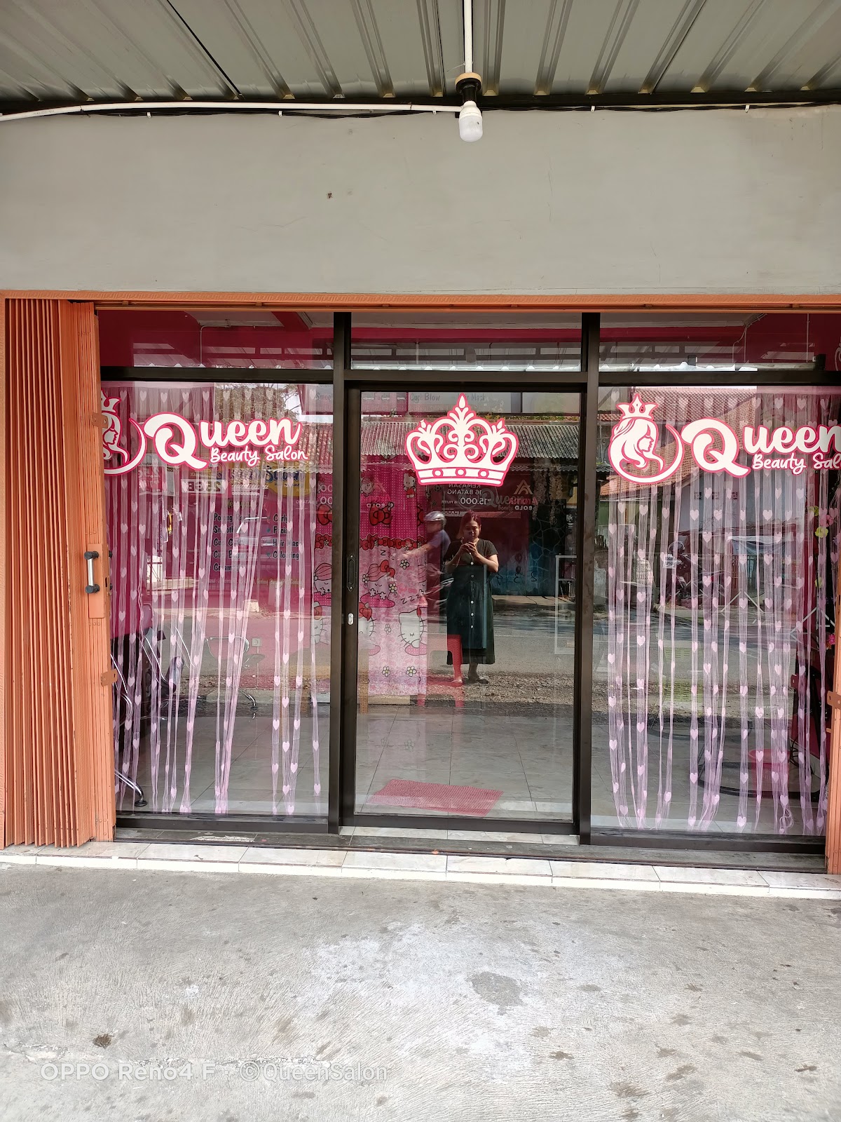 Queen Salon