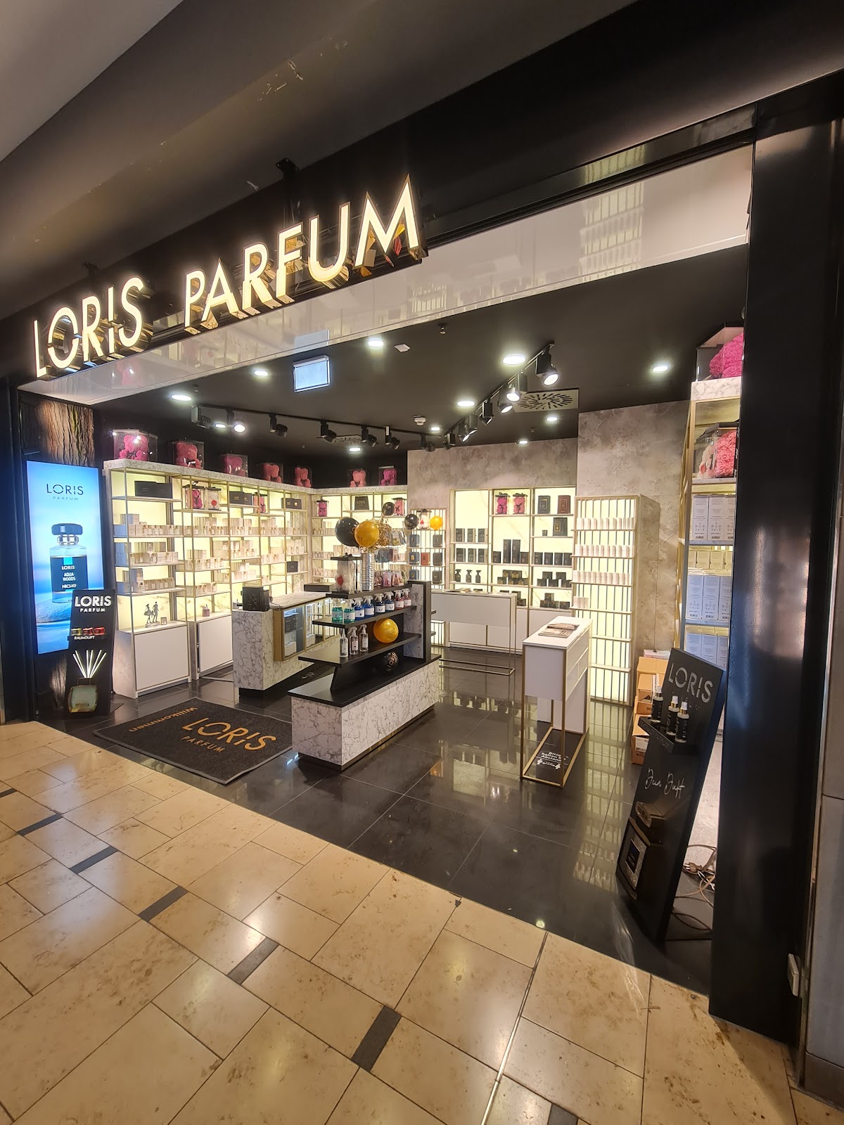 Loris Parfum SCGG GbR