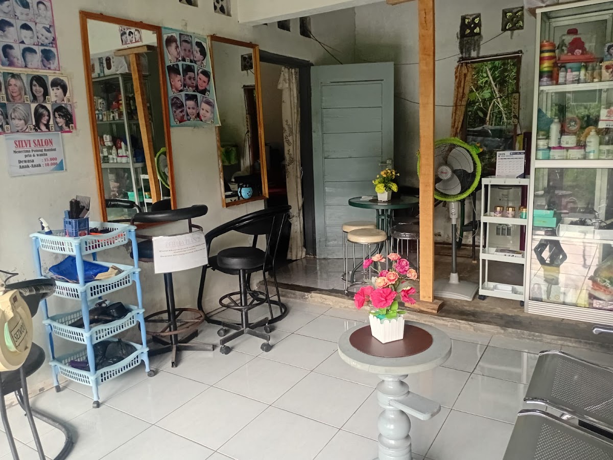 Silvi Salon Gunungtanjung