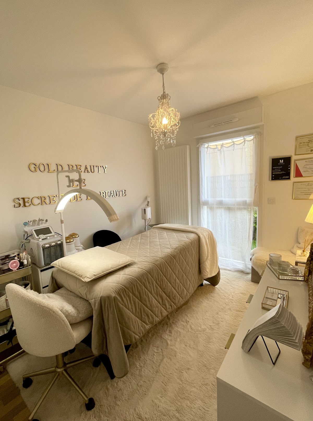 Gold Beauty - Le Secret de la Beaute