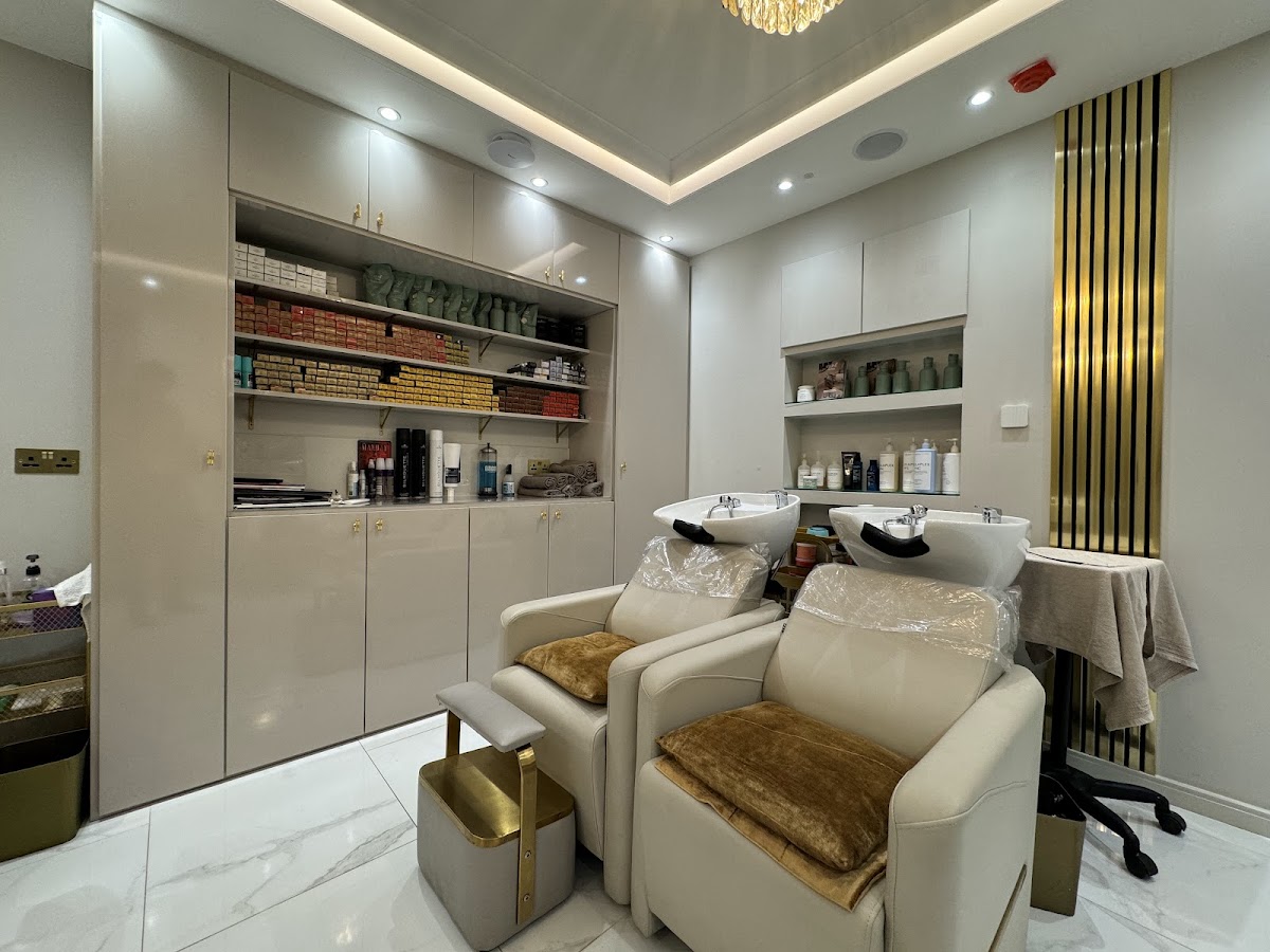 L.Y. Beauty London Kensington