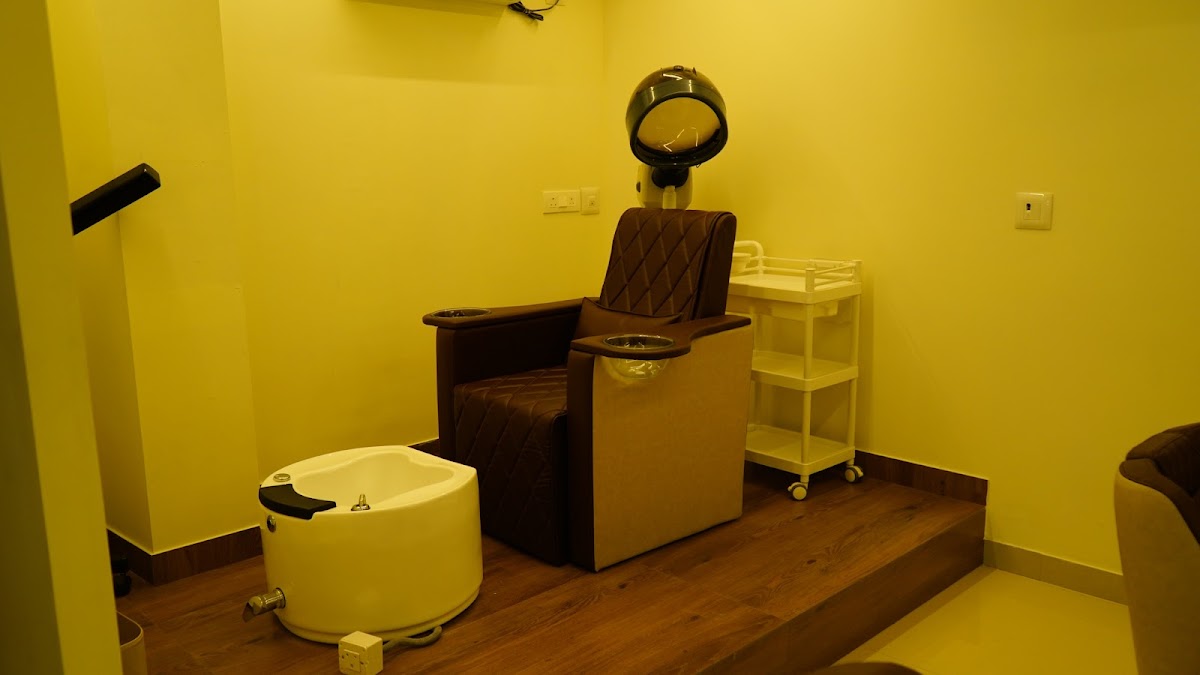 Studio 11 Family Salon Namakkal