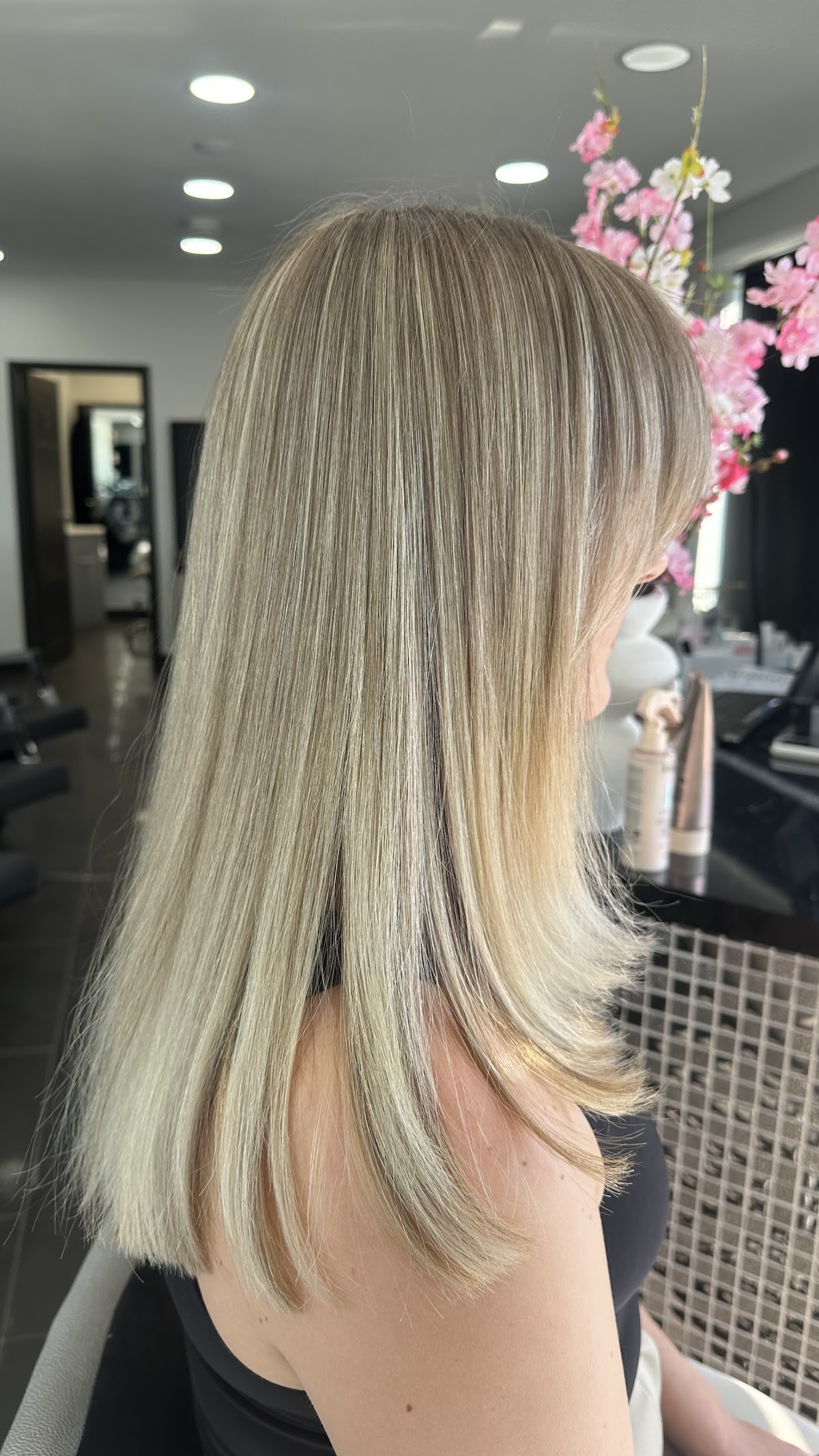 Vaughan's Hair and Beauty