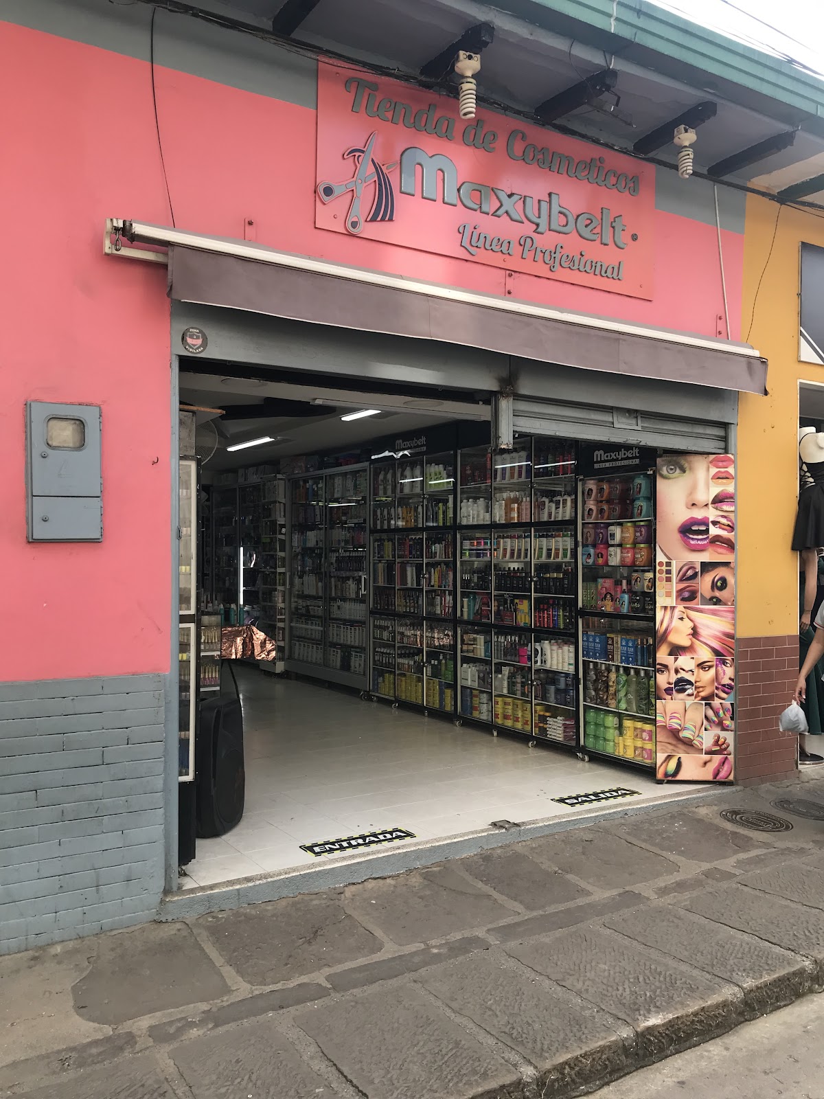 Maxybelt Tienda de Cosmeticos Sede Principal