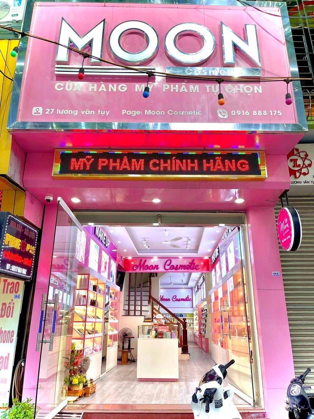 Moon Cosmetic LVT