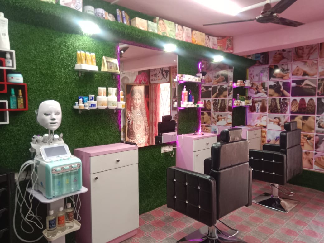R k beauty parlour and cosmetics