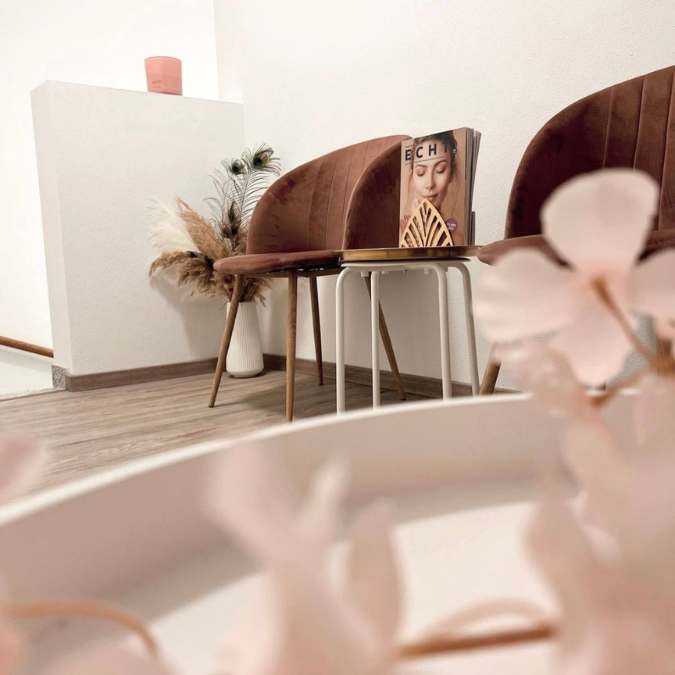 BEAUTY BOX STUDIO