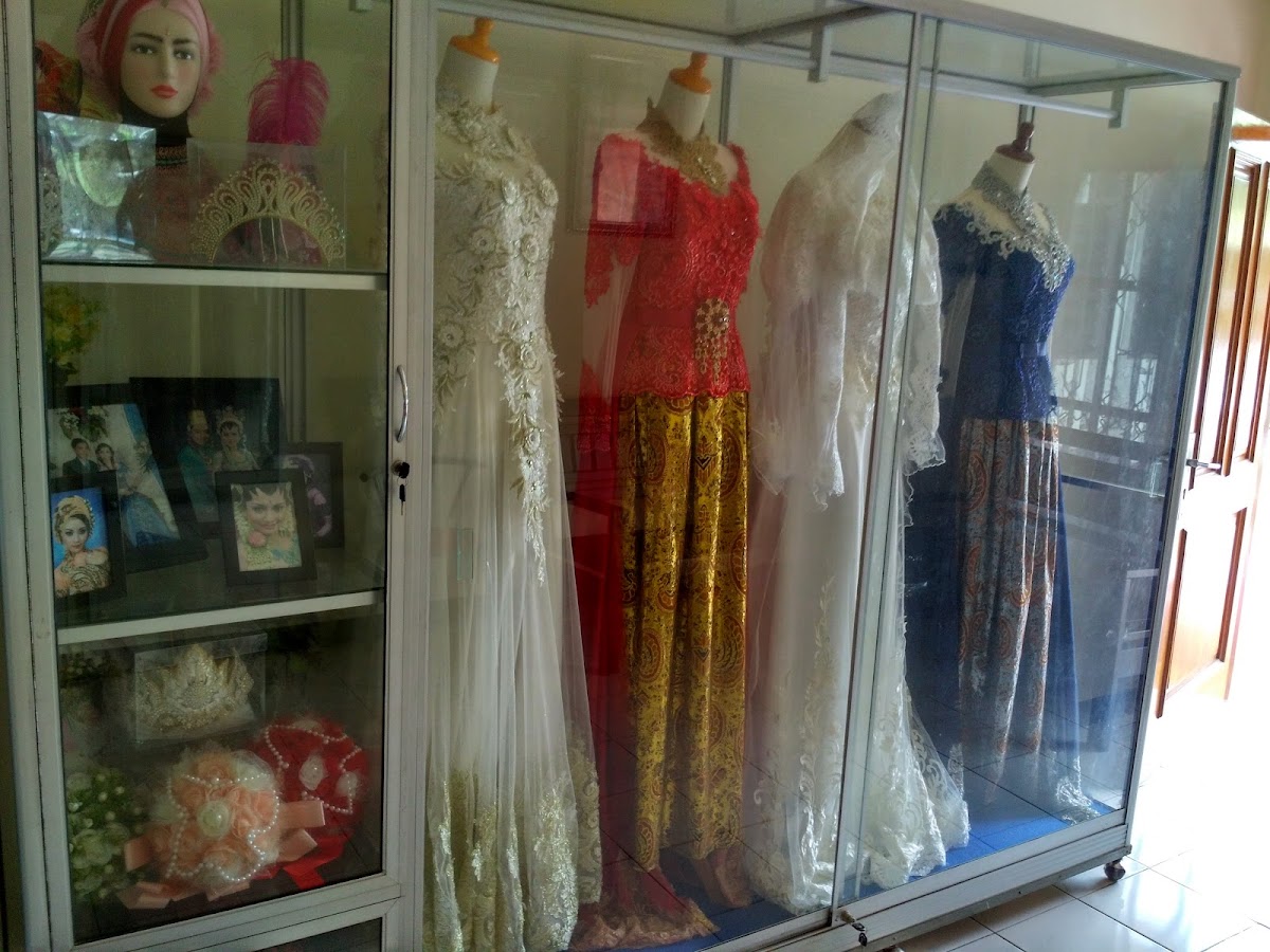 Nesia Salon & Weeding Planner