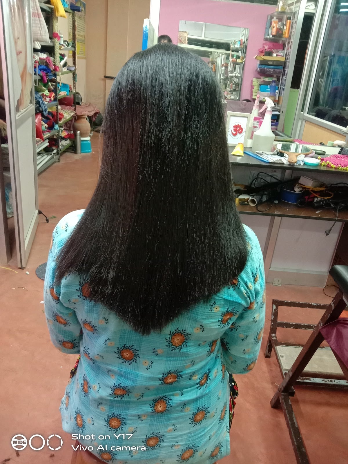 Shreya Beauty Parlour