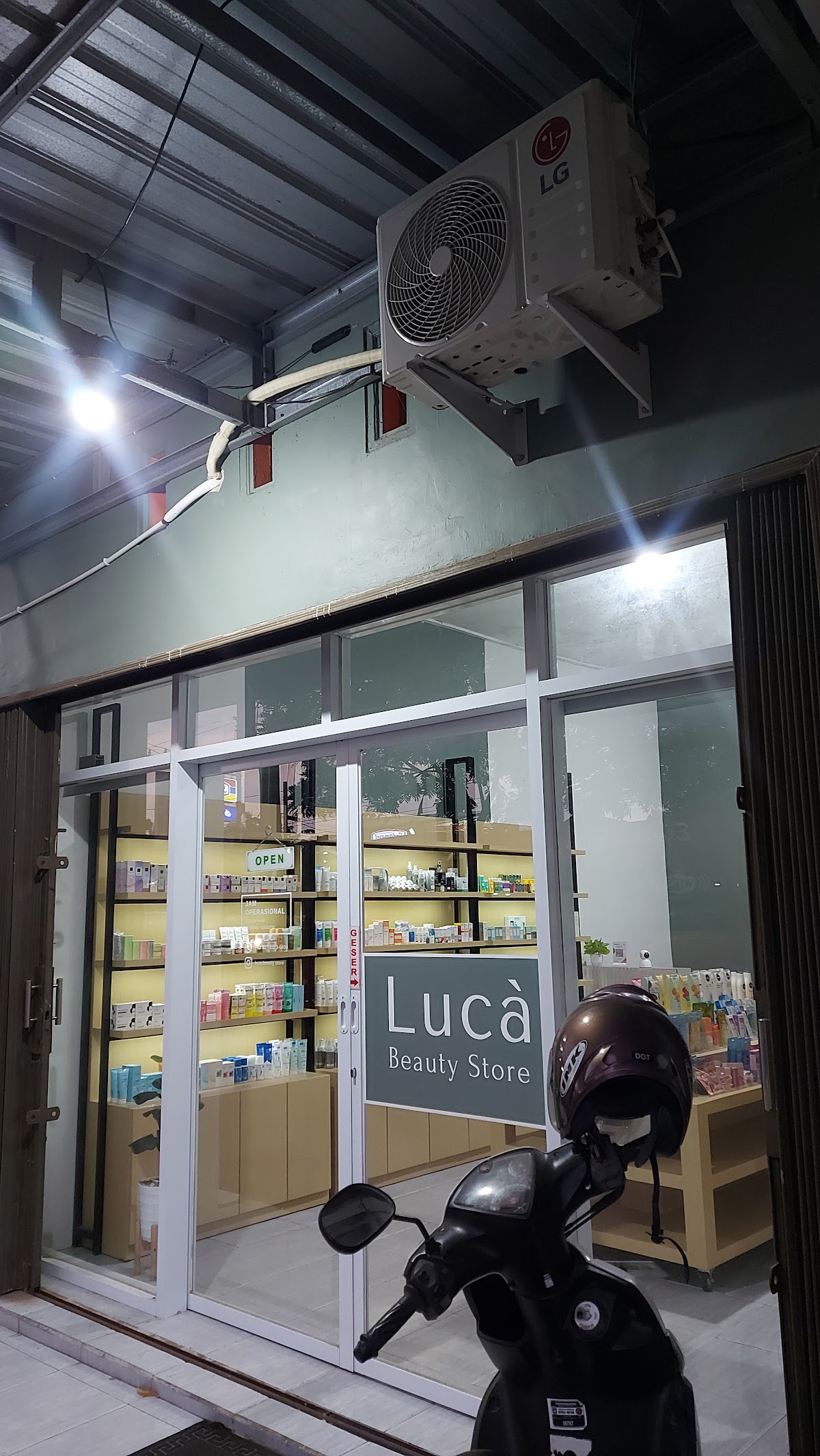 Luca Beauty Store