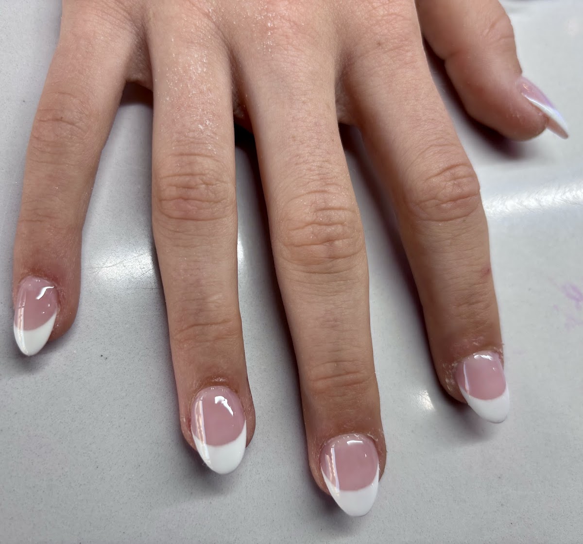 Neonails Lithgow
