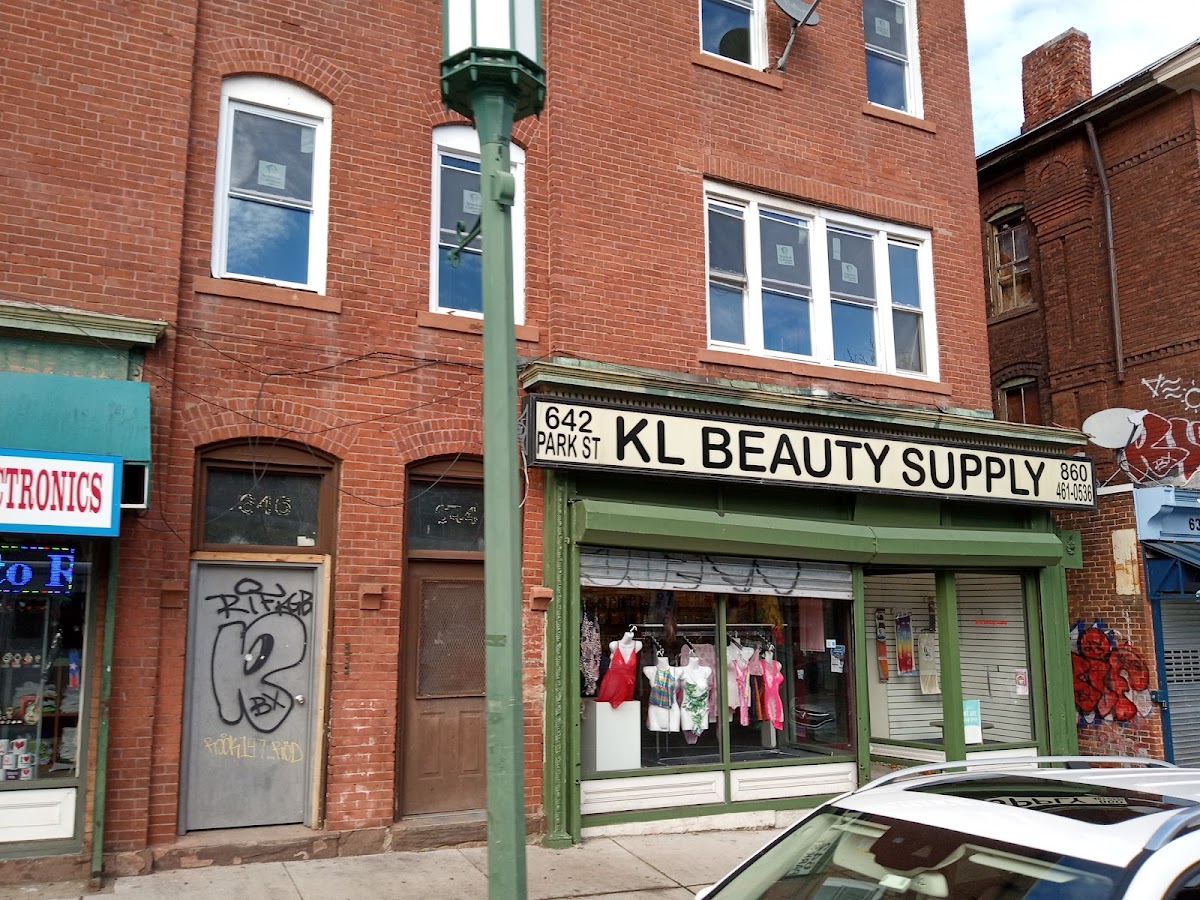 Klbeautysupply LLC