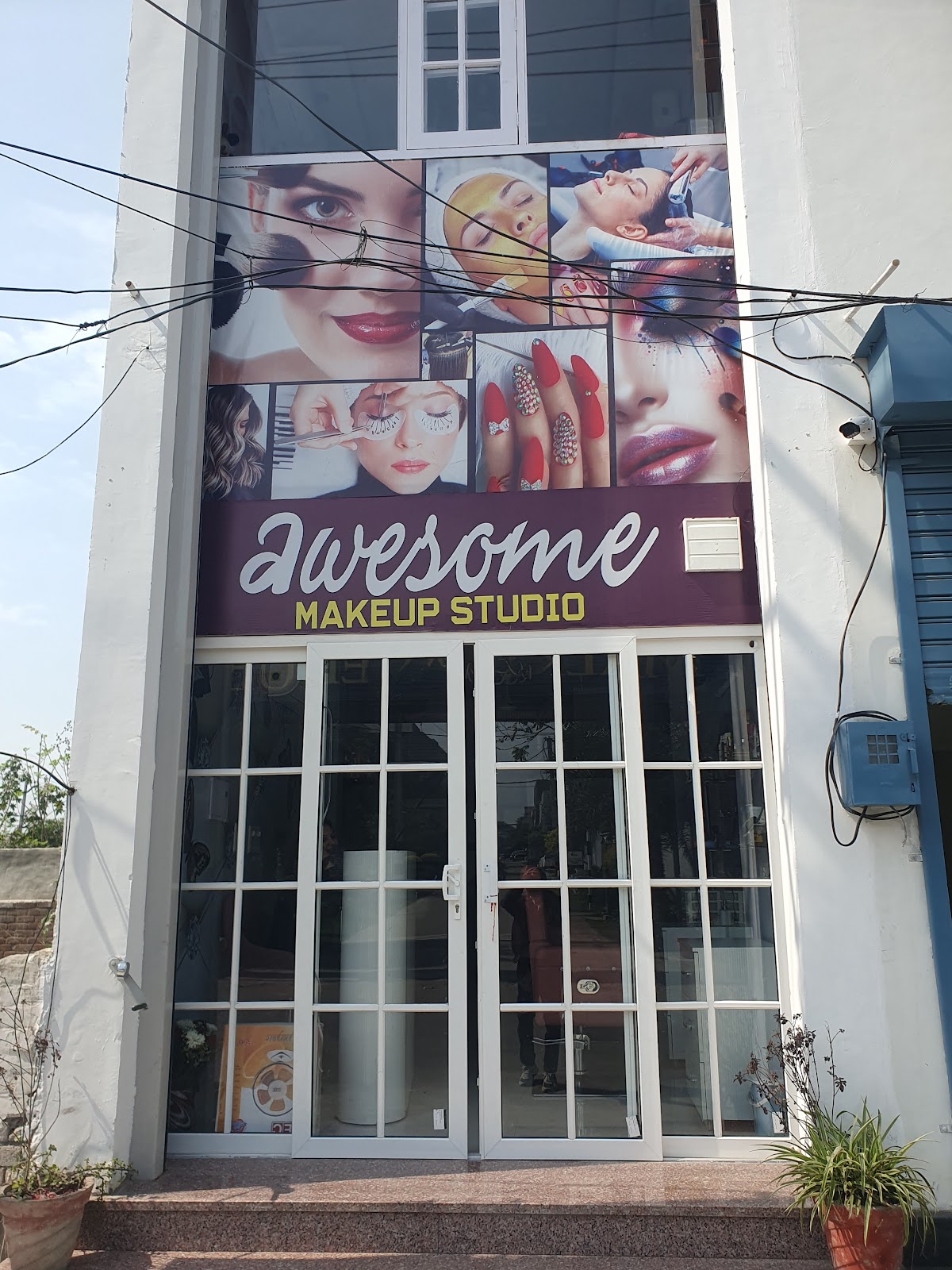 Awesome Makeup Studio