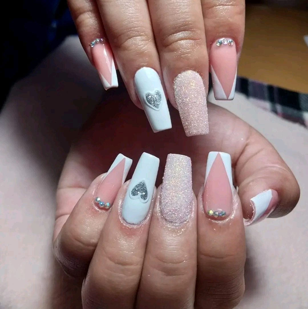 Emelin Nails Stilo y Belleza