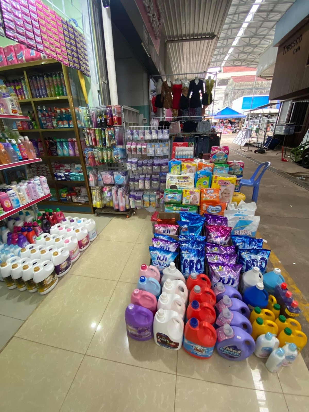 Mana Luek Kroeung Kra-ob (Mana Onlineshop)
