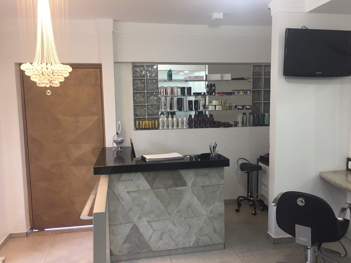 Shirley Beauty Salon