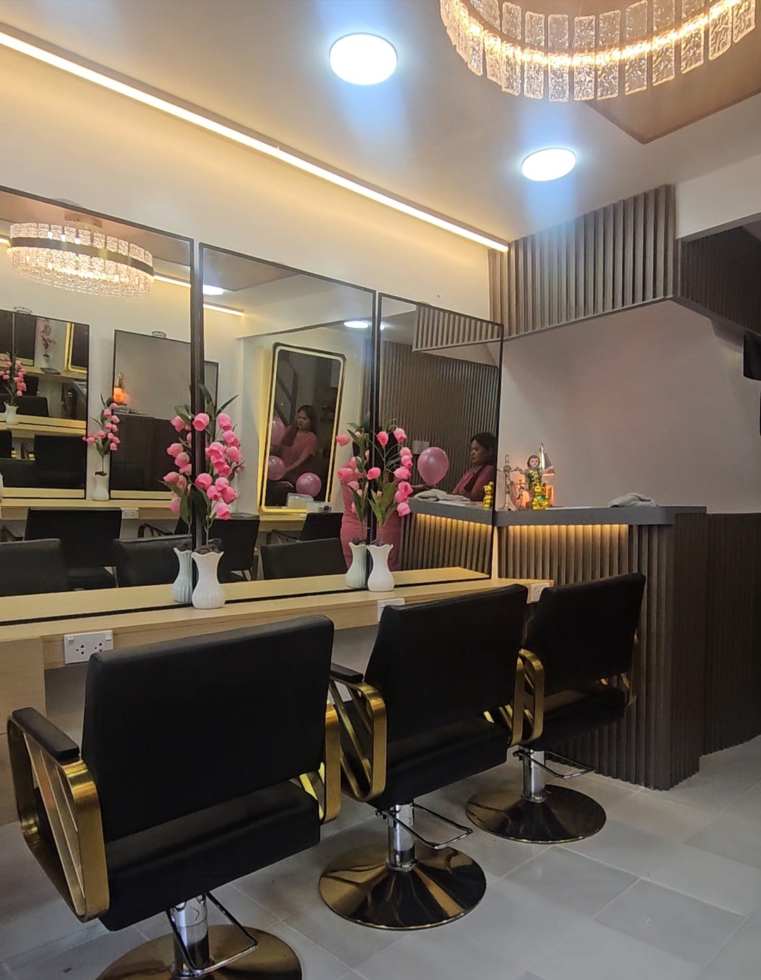 Shyshey Beauty Salon by Venice