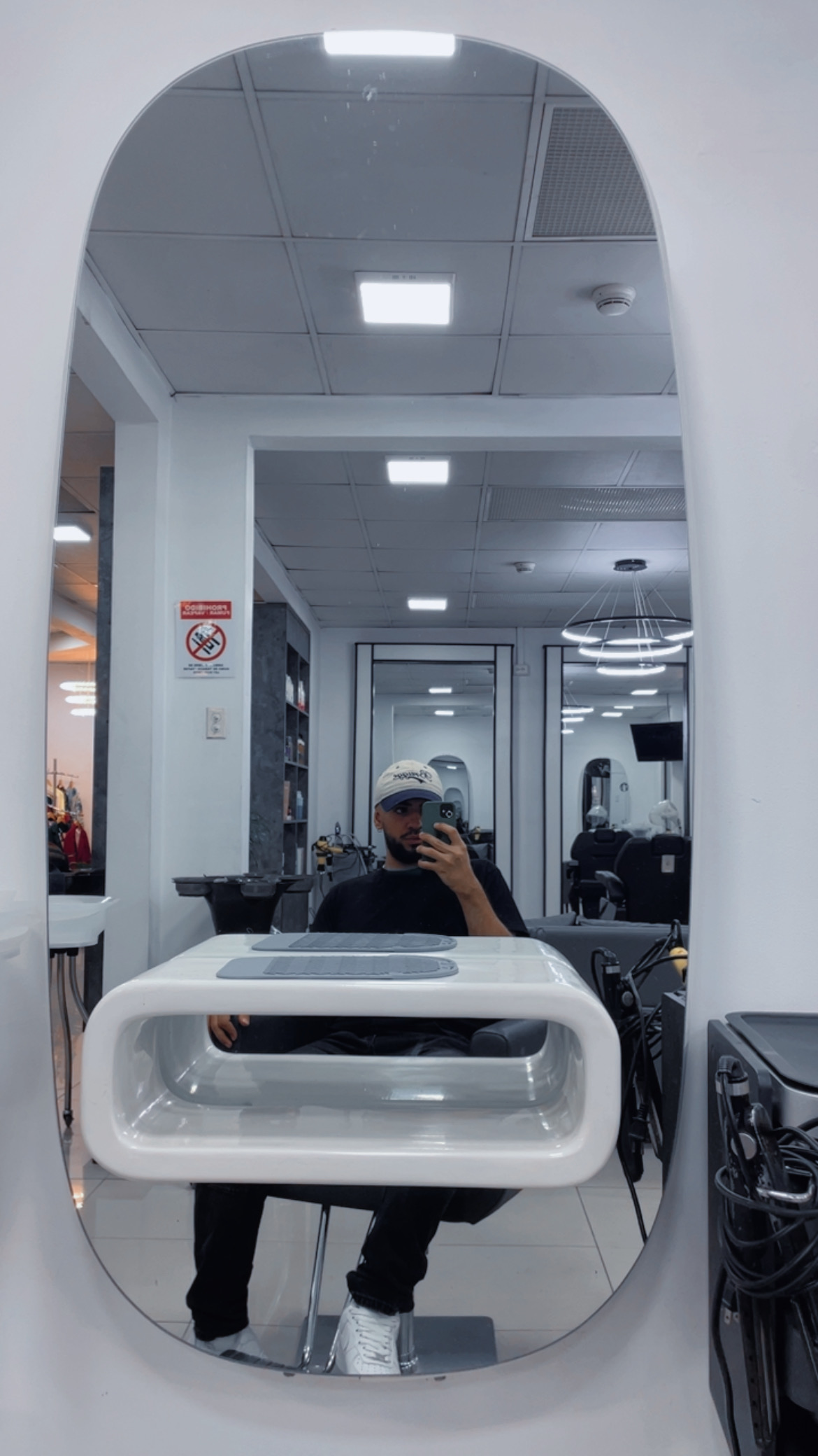 S.O.S. Beauty Salon