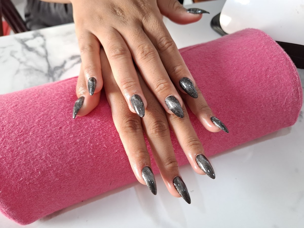 Cendana Beauty, Lashes & Nail Studio
