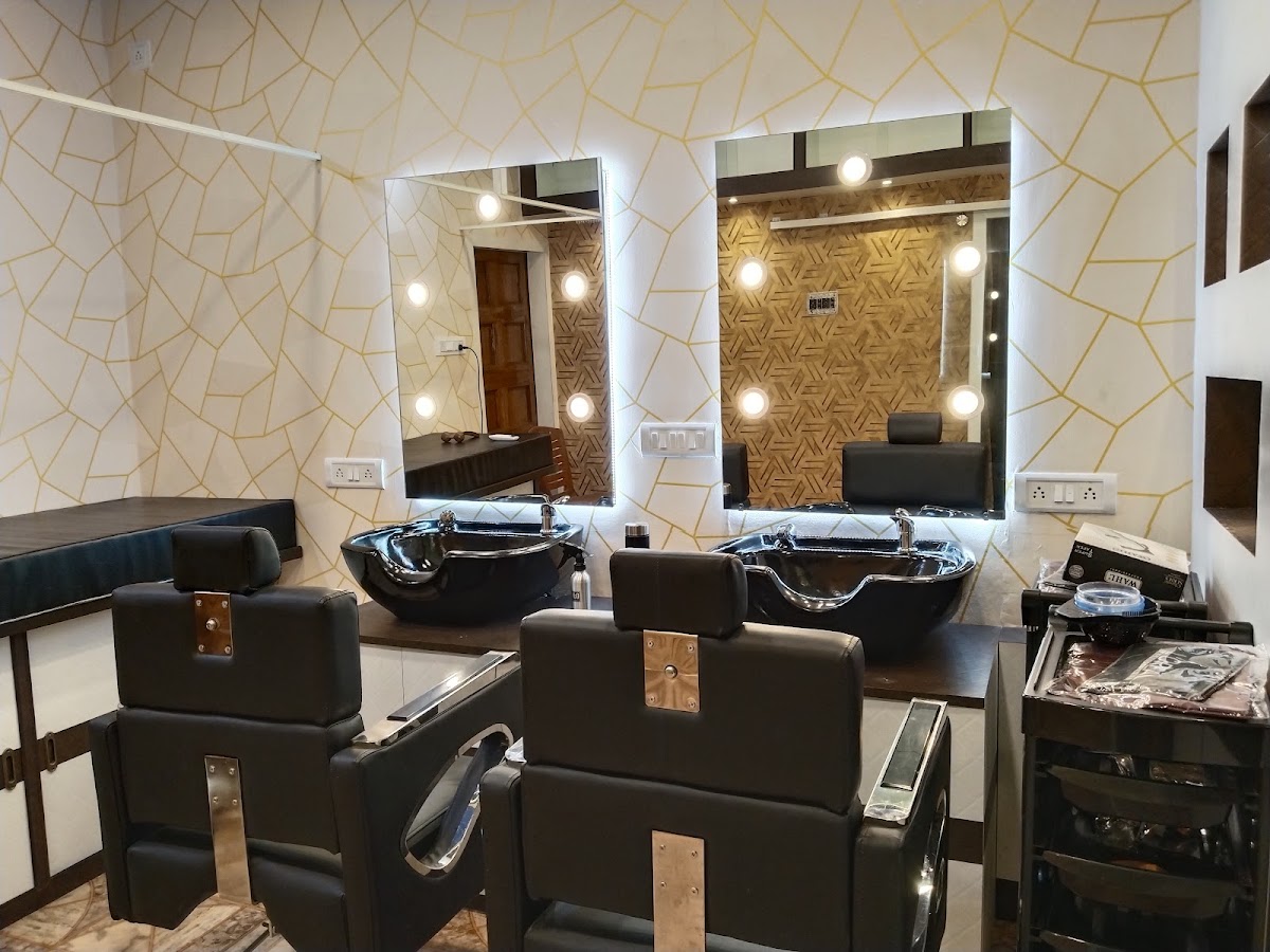 Aphrodite Makeover Studio