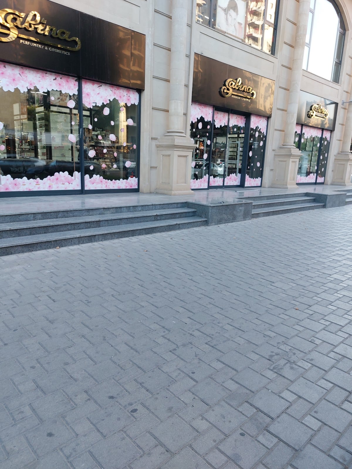 Sabina Parfumery & Cosmetics Azadlıq Filialı