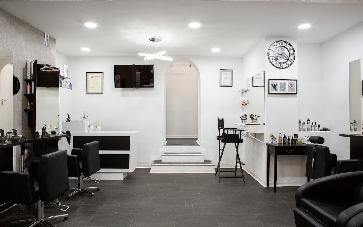 Andos Hair & Make-up Artist