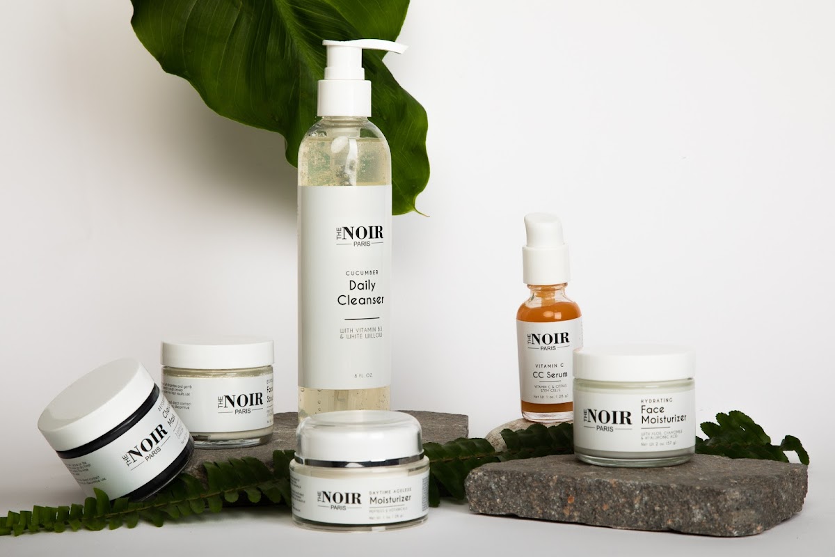 LUXE BEAUTY BAR BY DENISE LLC