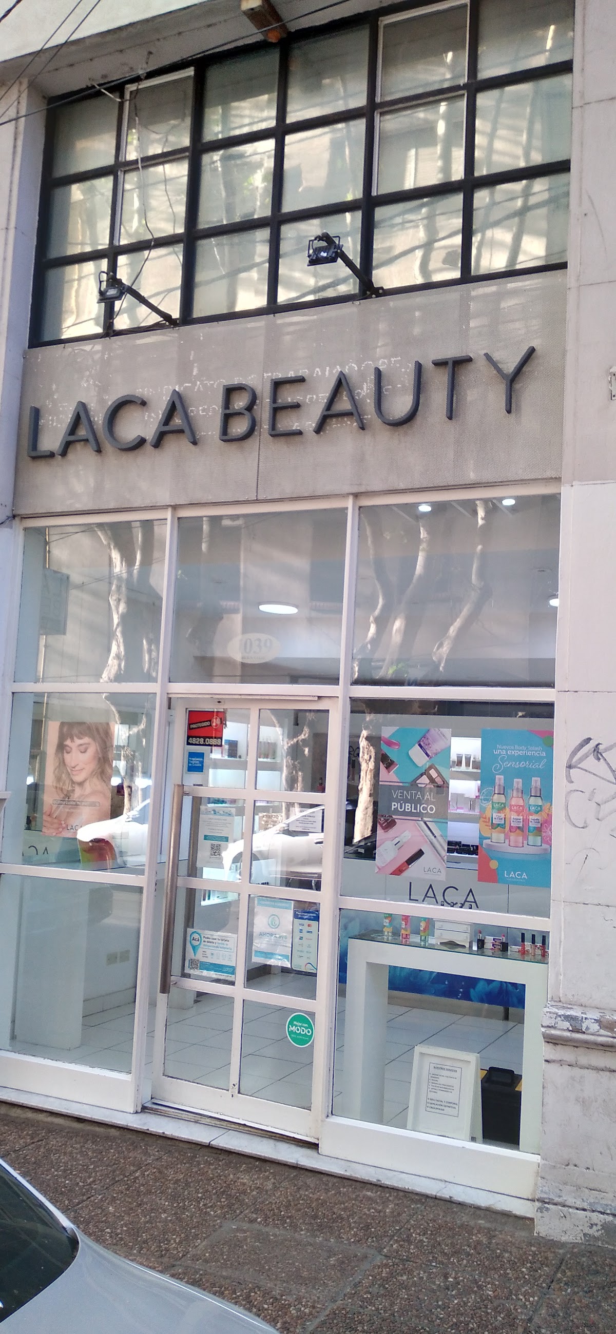 LACA Beauty Moron Centro