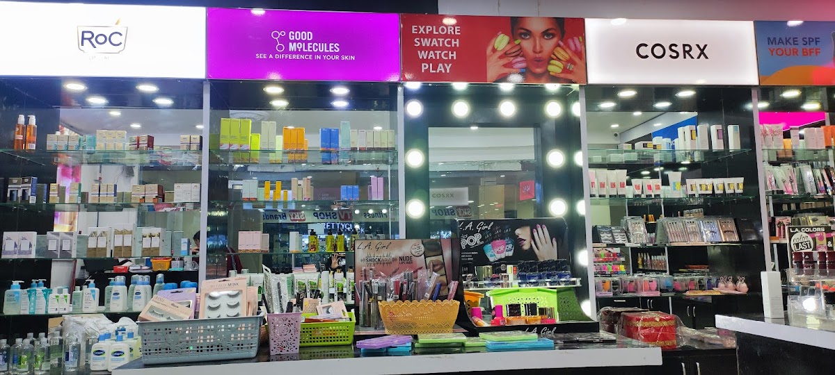 Prettyclick cosmetics itahari