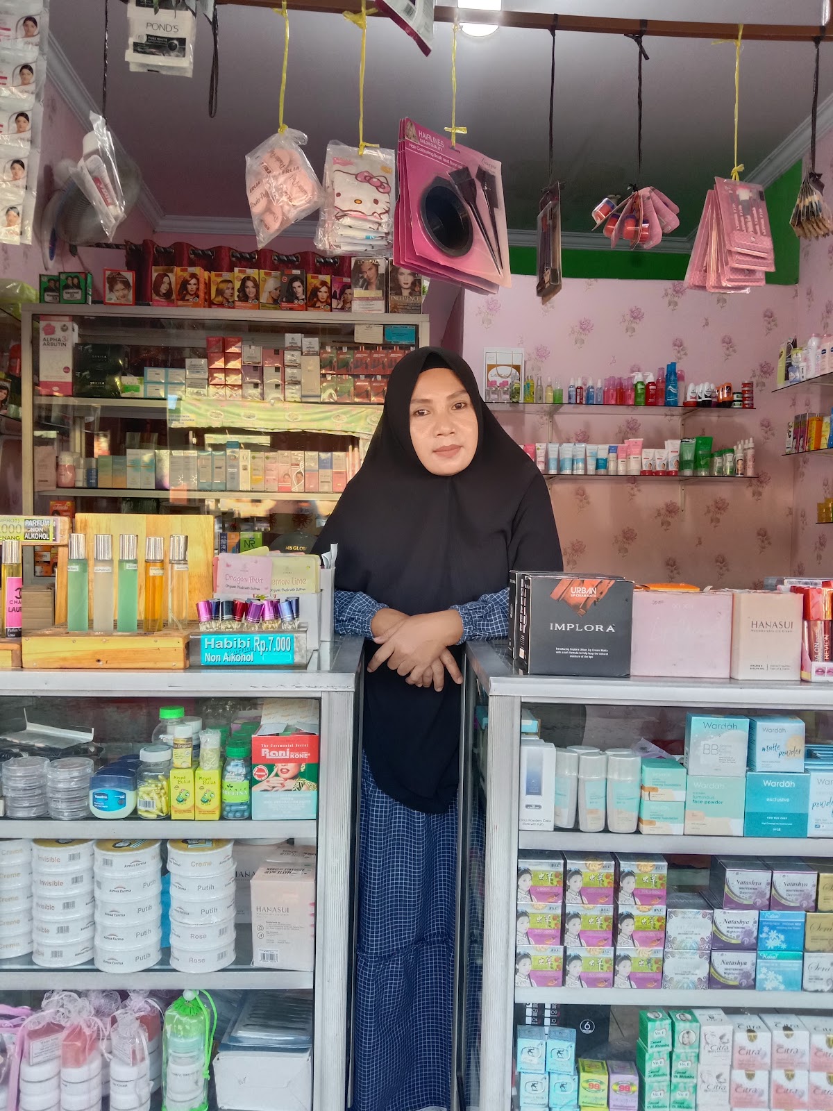 Ladies Cosmetic