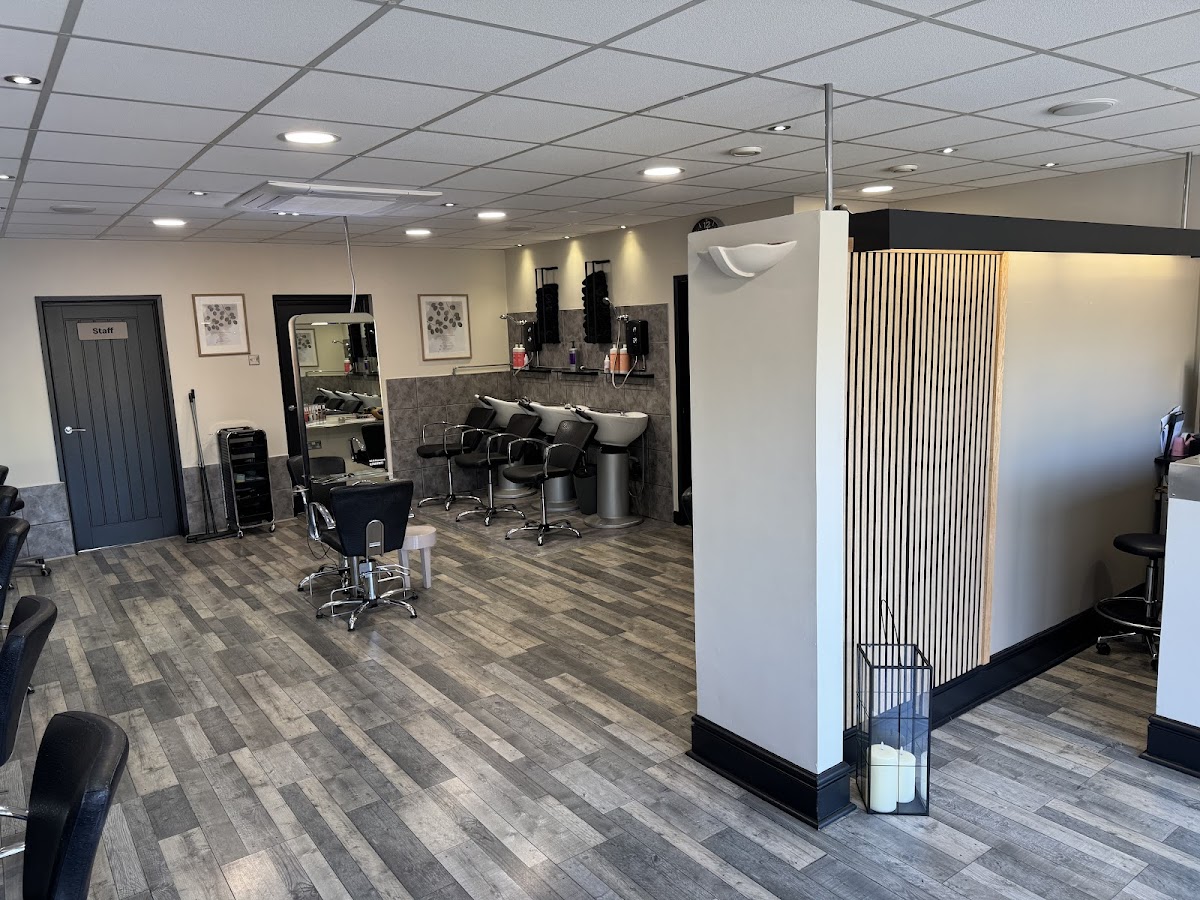 Pure Hair Creative Hairdressing Salon