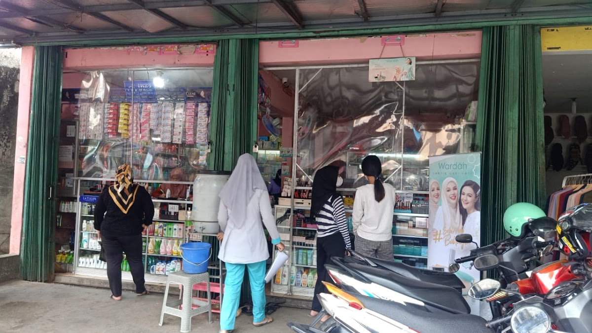 Toko Kosmetik lancar jaya