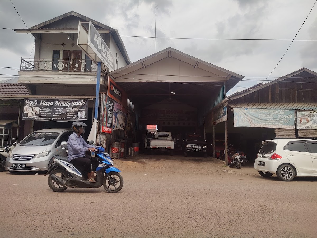 Maya Beauty Salon Paliwara