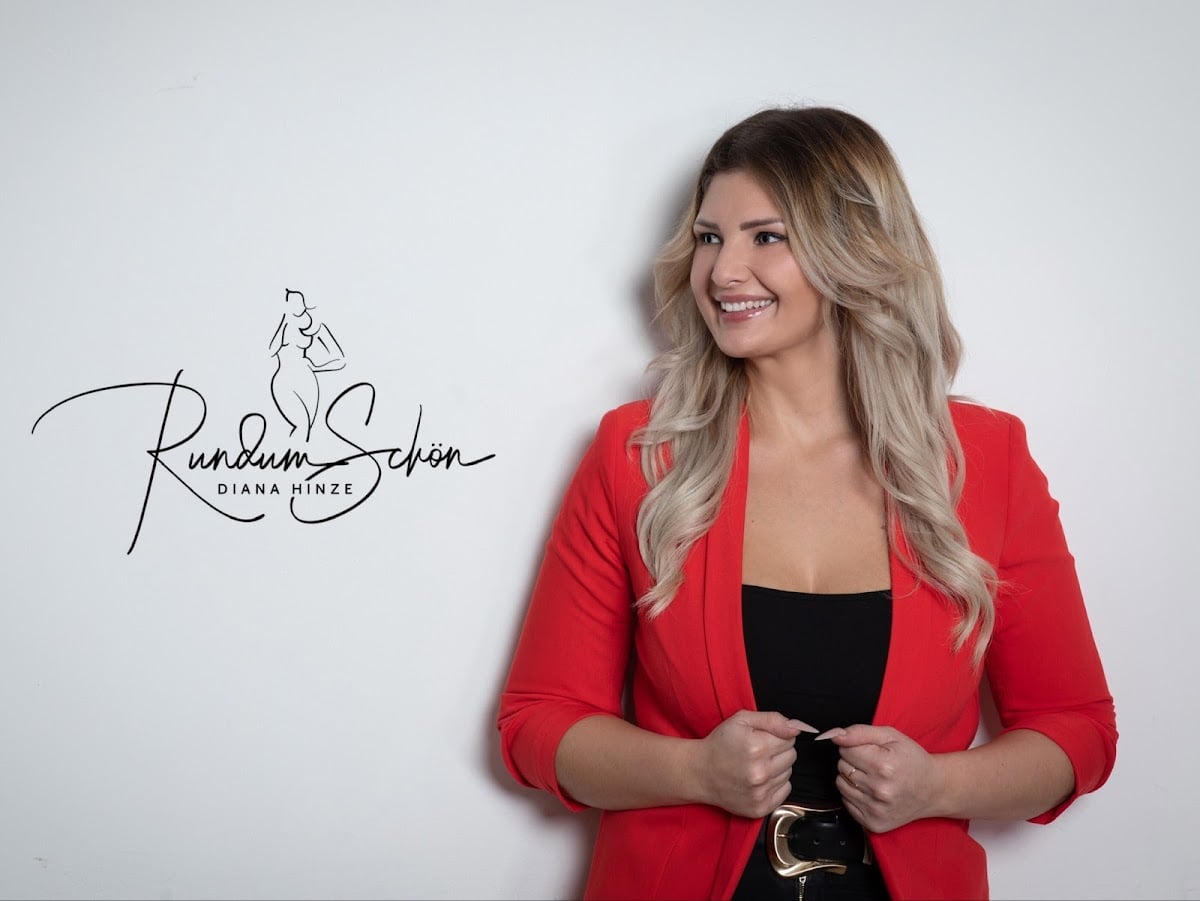 Rundum Schön Wimpern & Augenbrauenstudio