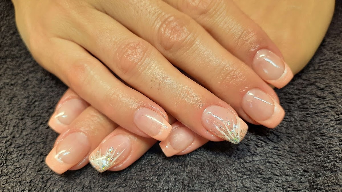 Michelle Wehrli Hair & Nail