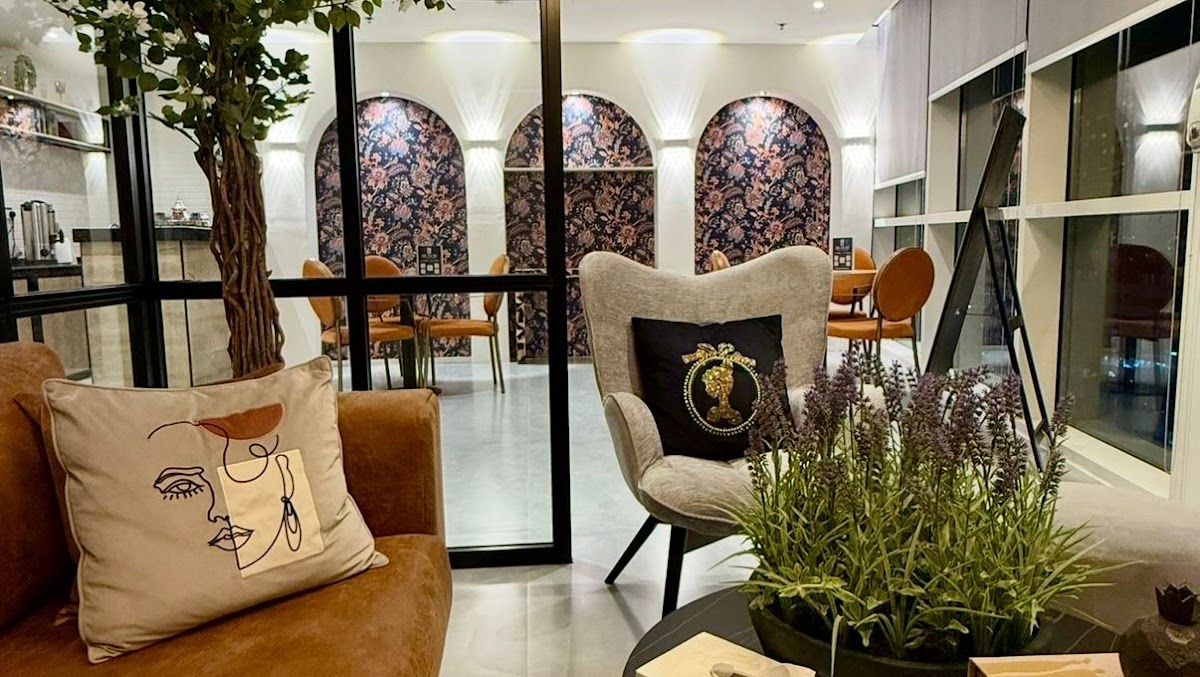 Bel Fiore Ladies Salon