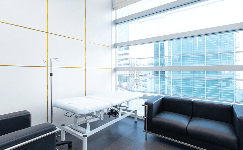 IS Clinic Roppongi / Art Cell Clinic