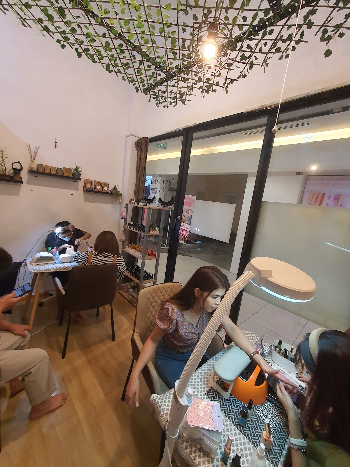 ZJ Beauty Studio