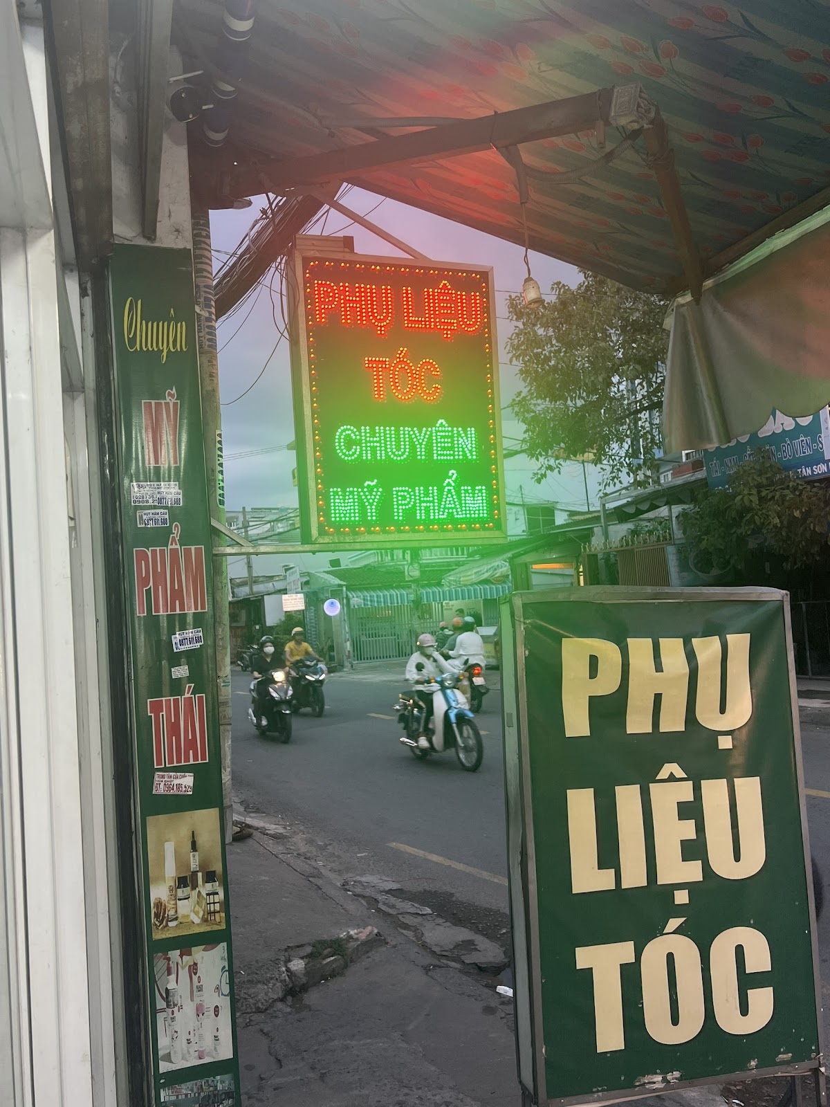 Cua Hang Kem Nghia Thoai Hang