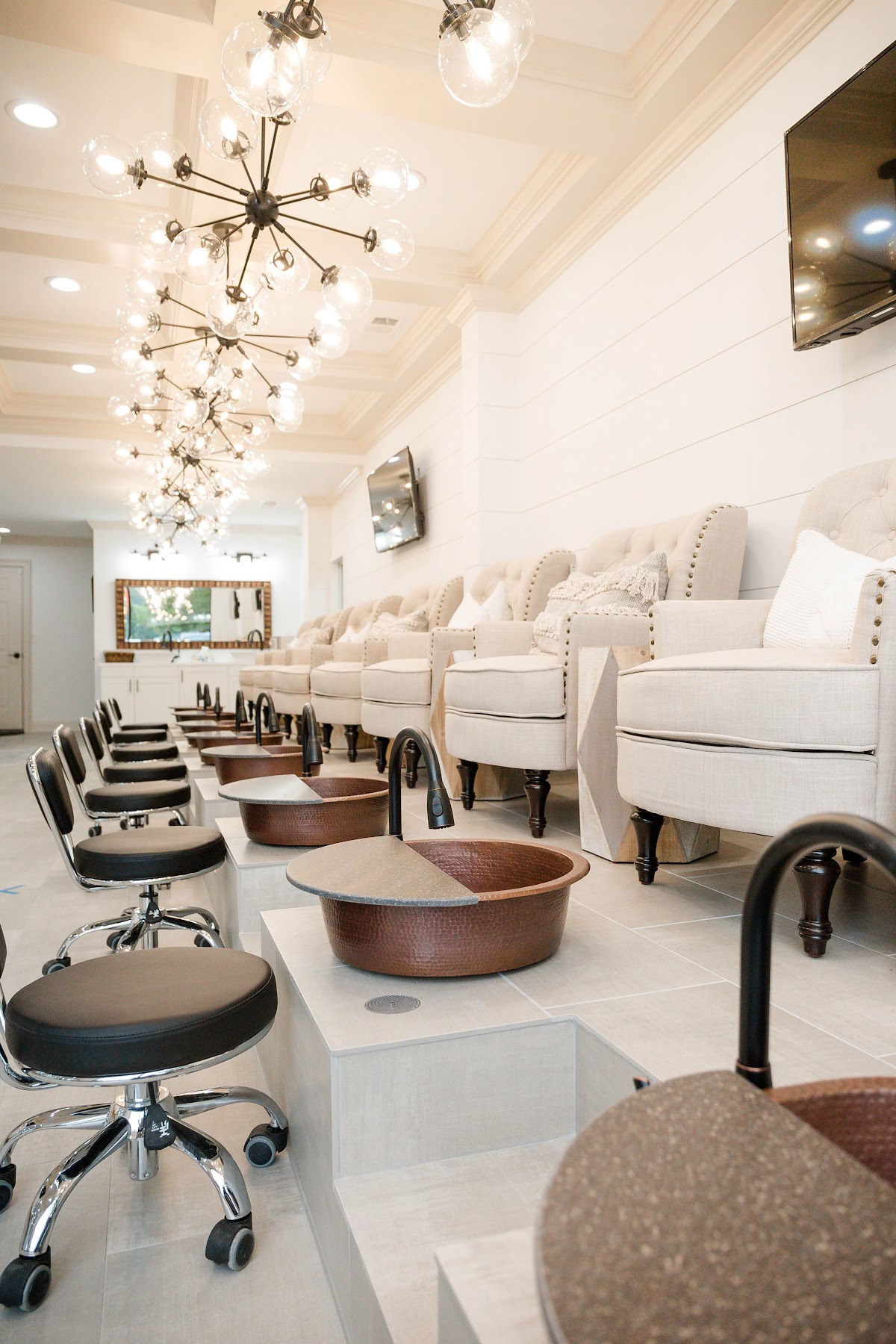 Glo Beauty Bar