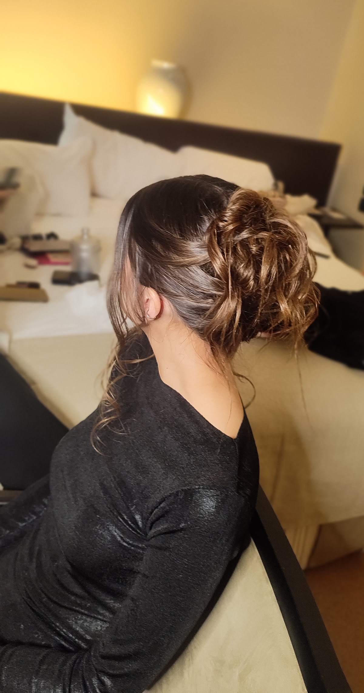 Cafuné-PELUQUERIA & MAKEUP