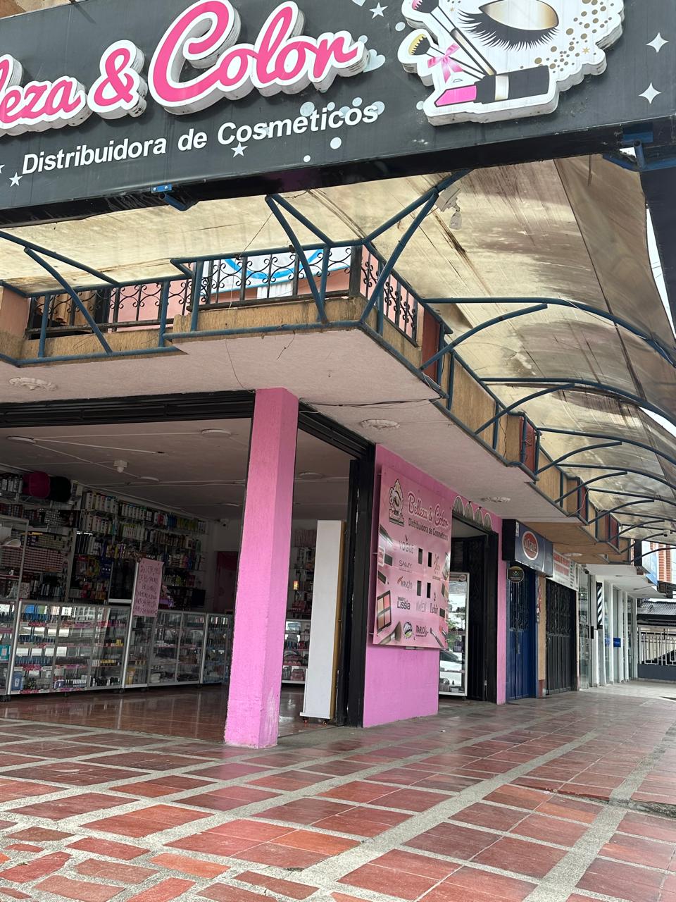 Belleza y Color Distribuidora de Cosméticos