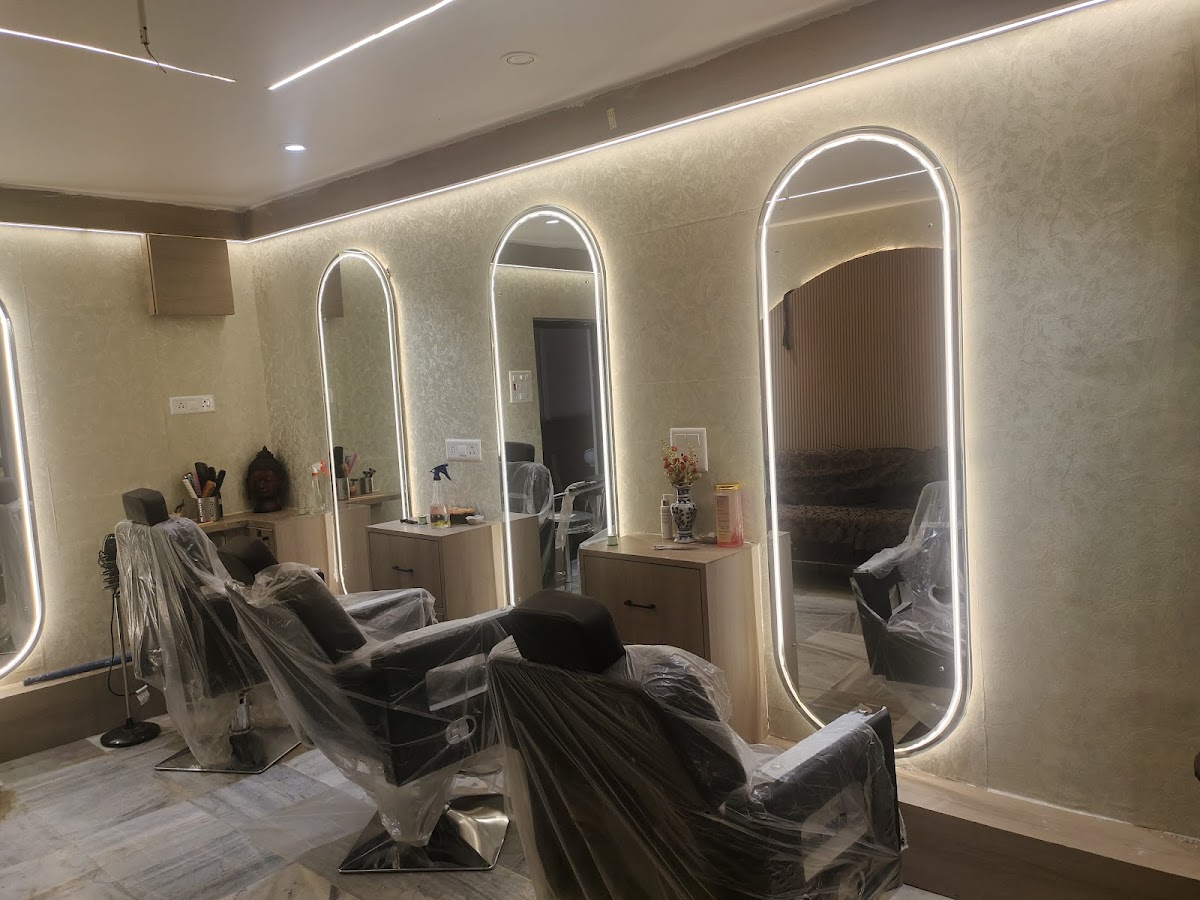 Jhilmil Beauty Parlour