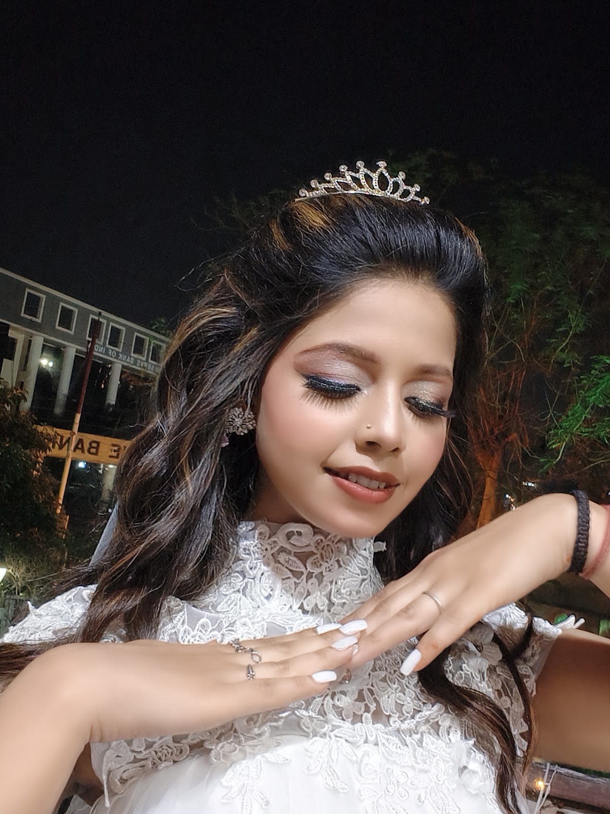 Glitter & Lashes-Salon & Makeup Studio