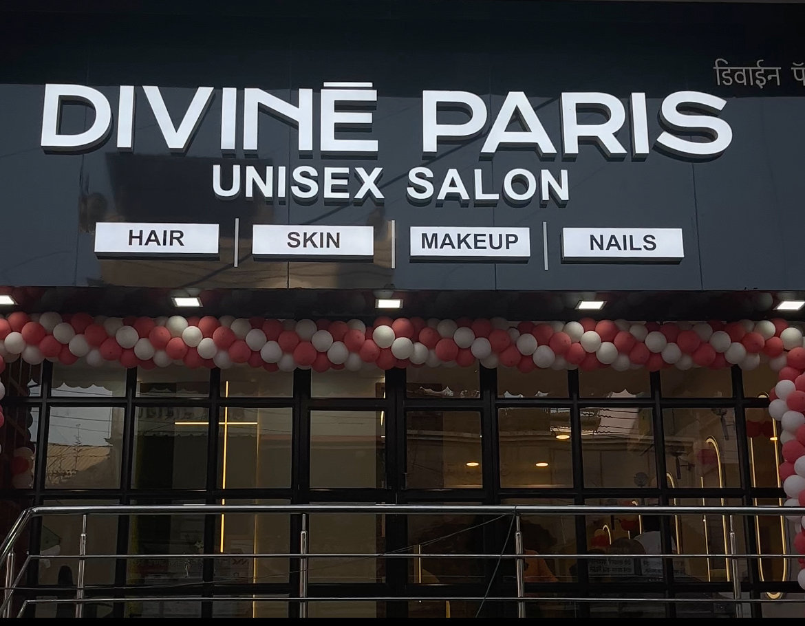 Divine Paris Unisex Salon