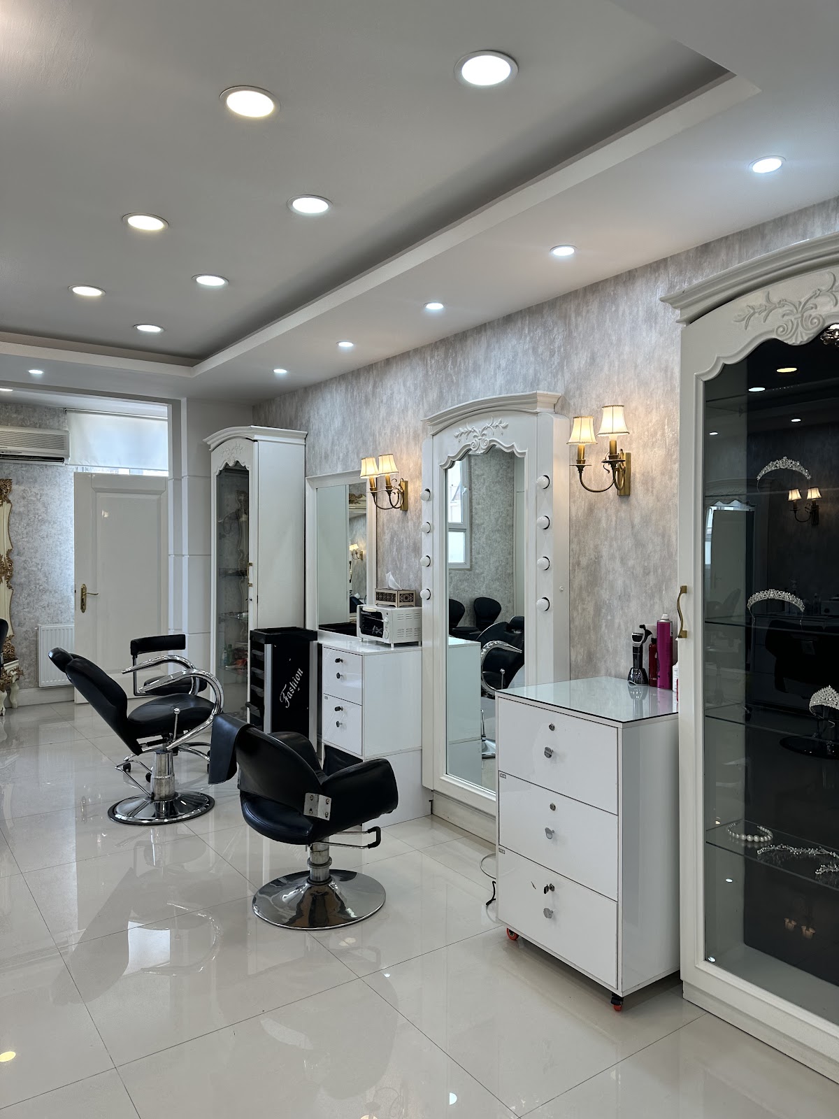 Vidarz Beauty Salon